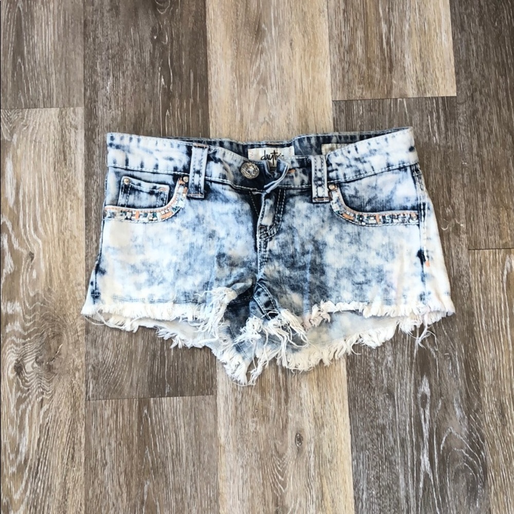 Daytrip Gemini shorts